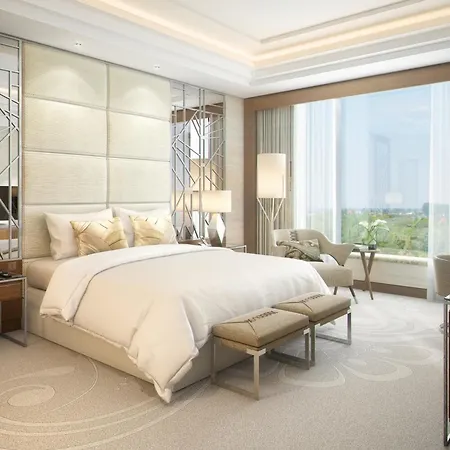 The St. Regis 5*