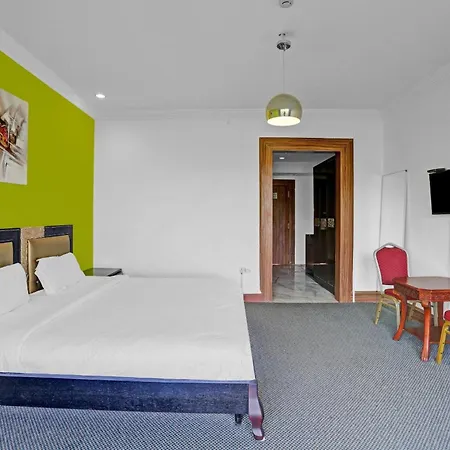 Hotel Townhouse Royal Palms Shared Serviced 4*