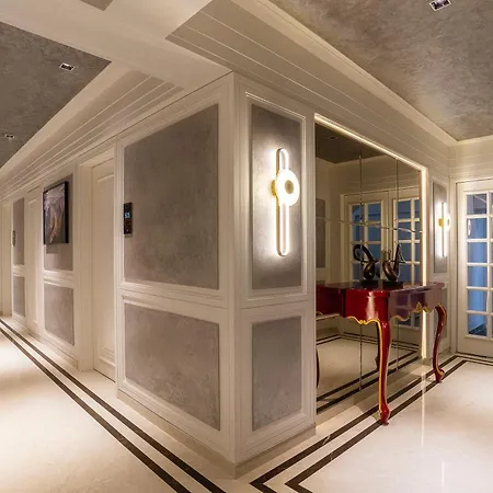 Grand Residency & Serviced Aparthotel