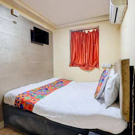 Hotel Fabhotel 2*