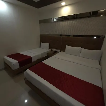 Hometown Near Us Embassy Bkc Hotel 3*