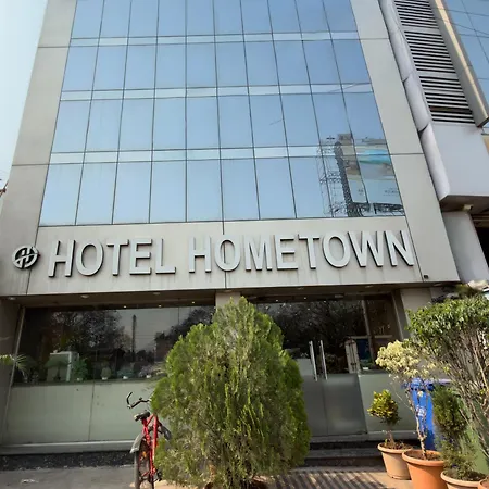 Hotel Hometown Near Us Embassy Bkc Mumbai