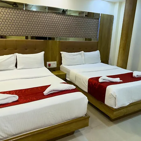 Hotel Hometown Near Us Embassy Bkc 3*