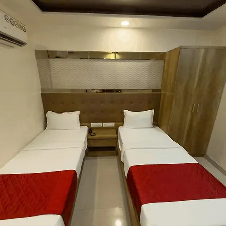 Hotel Hometown Near Us Embassy Bkc Mumbai