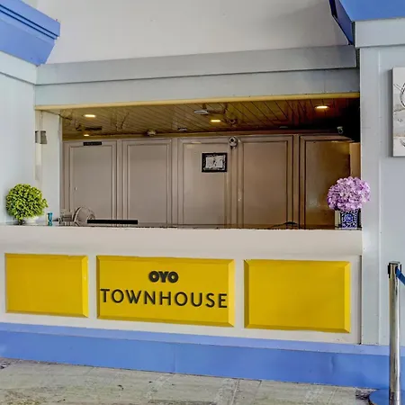 Hotel Townhouse Royal Palms - Rose Collection 4*