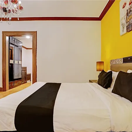 Hotel Townhouse Royal Palms - Rose Collection 4*