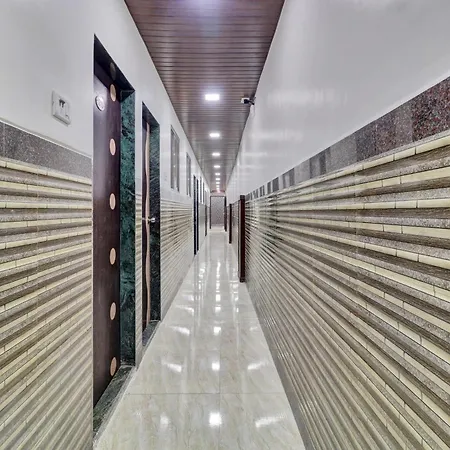 Collection O Kurla Lbs Road Formerly Residency Hotel