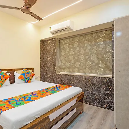 Hostel Via Patel