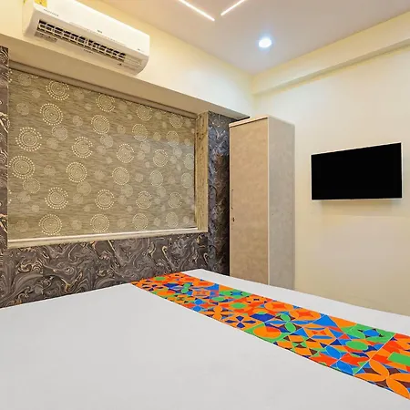 Via Patel Hostel