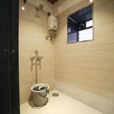 Hostel Marol-the Hubz