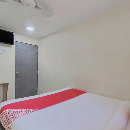 Hotel O By Oyo Ak Palace Near Chhatrapati Shivaji International Airport