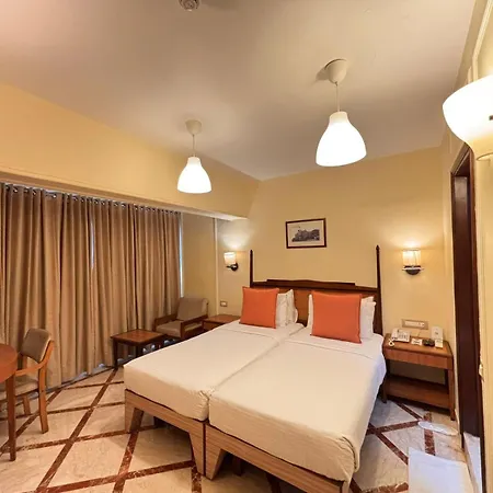 Hotel Hiltop 3*