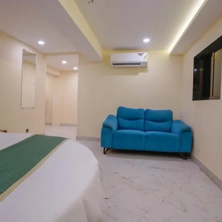 Hotel Crystal By Glitz Mumbai