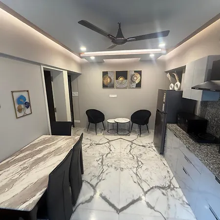 Bandra's Prime Luxurious 2 Bhk * Mumbai