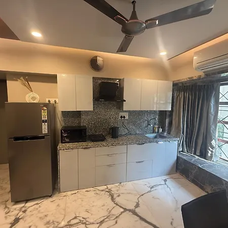 Bandra's Prime Luxurious 2 Bhk *