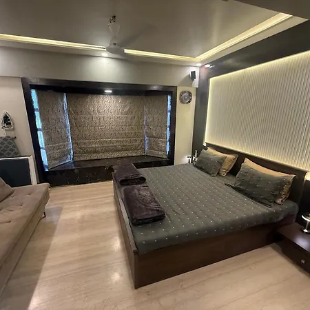 Bandra's Prime Luxurious 2 Bhk *
