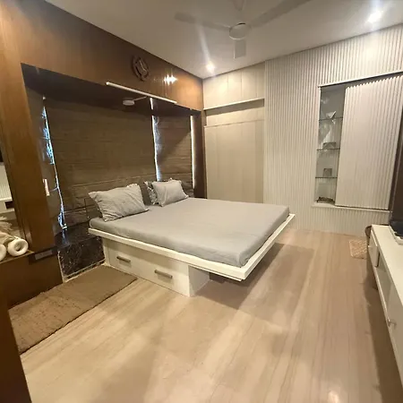Bandra's Prime Luxurious 2 Bhk Apartment Mumbai