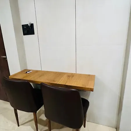 U Life Residency Guest house Mumbai