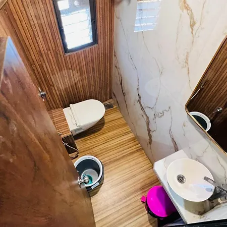 Guest house U Life Residency 3*