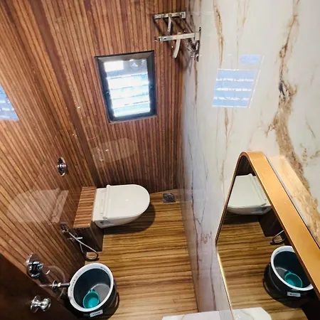 U Life Residency Guest house Mumbai