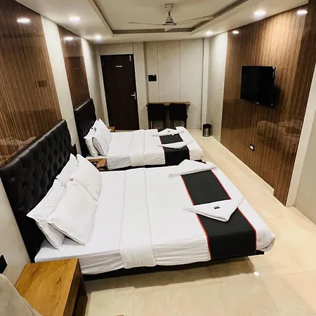 U Life Residency Guest house 3*