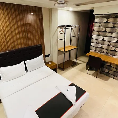 U Life Residency Guest house Mumbai