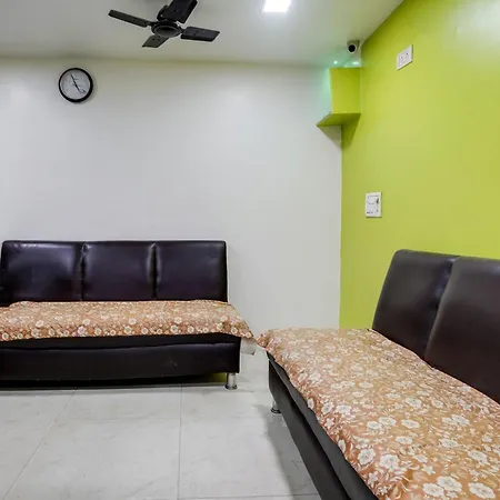 O Om Sai Palace 3*