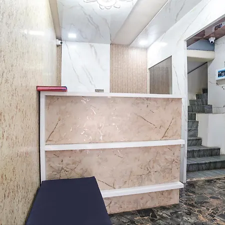 Eldoria Palace - Near Us Consulate & Bkc Hotel
