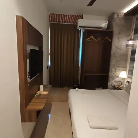 Palm Breeze - Colaba 3* Mumbai