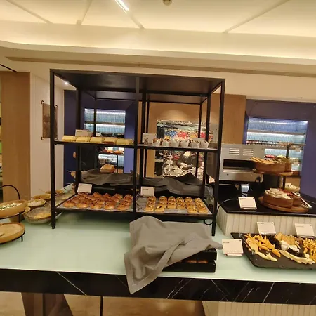 Hotel Iconiqa - The Lifestyle Of 5*
