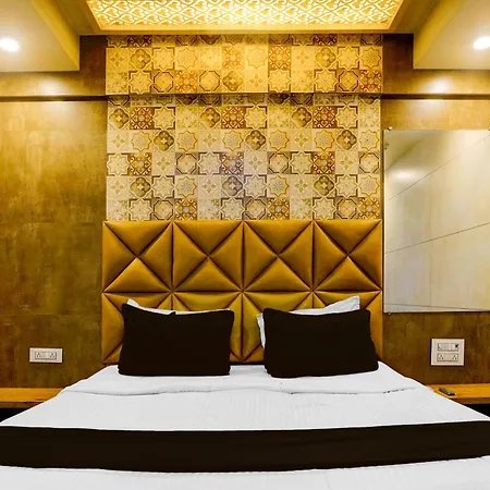 O Diana Palace & Boarding Mumbai