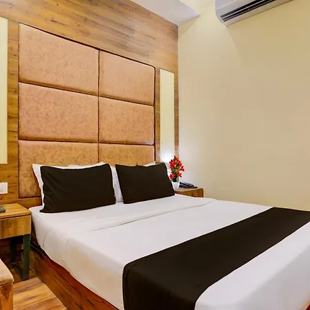 Townhouse Lbs Road Bkc Formerly Royal Palace 4*
