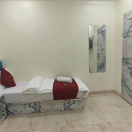 Glow Star Hotel Mumbai