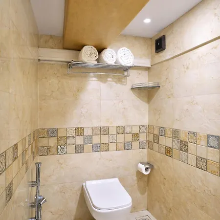 Hotel Glitz Saineel - Juhu Mumbai
