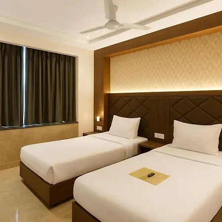 Glitz Saineel - Juhu Hotel Mumbai
