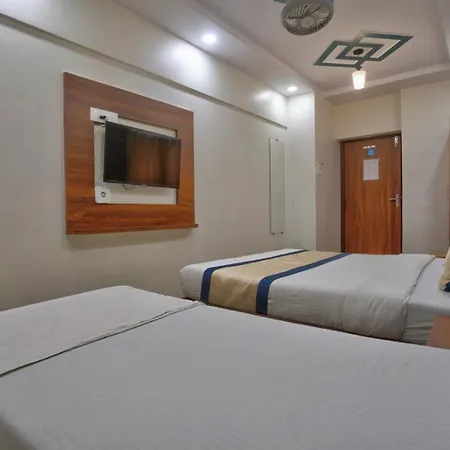 Glitz Saineel - Juhu