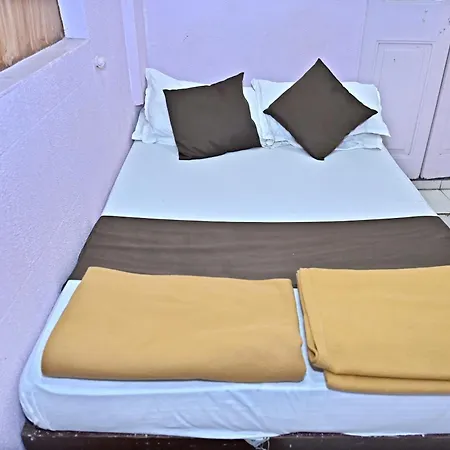 Gariib Nawaz Hotel 3*