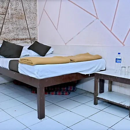 Hotel Gariib Nawaz