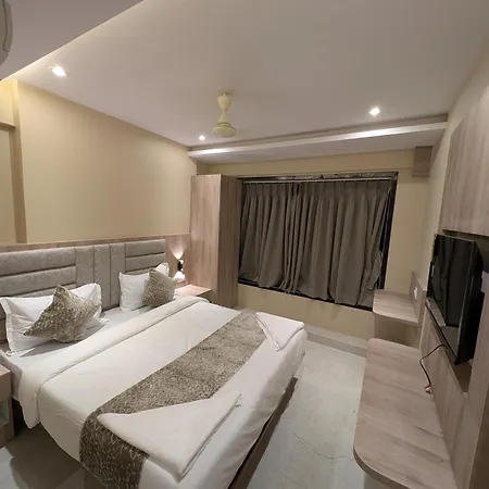 Hotel Kurla
