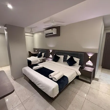 Kurla Hotel 2*