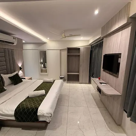 Hotel Kurla