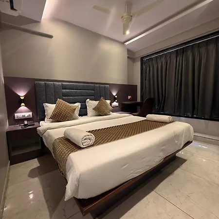 Kurla Hotel