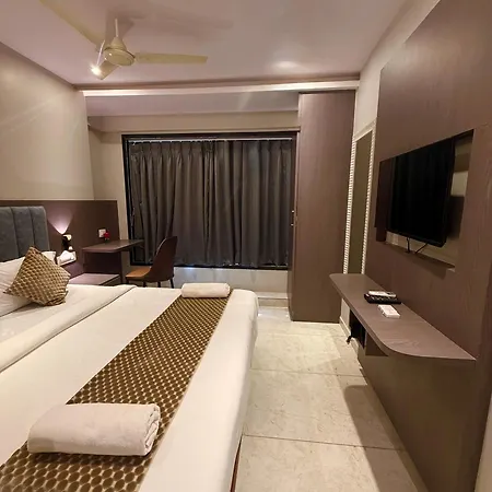 Hotel Kurla 2*
