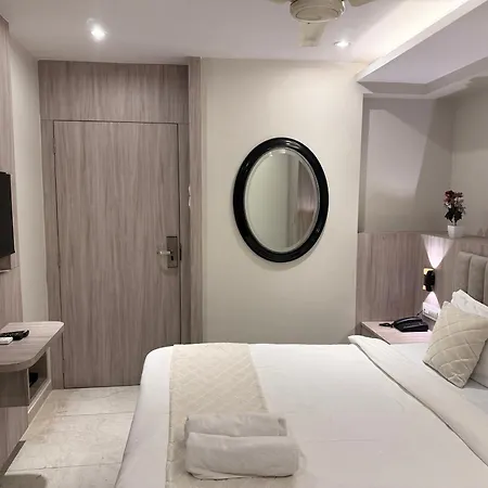 Hotel Kurla