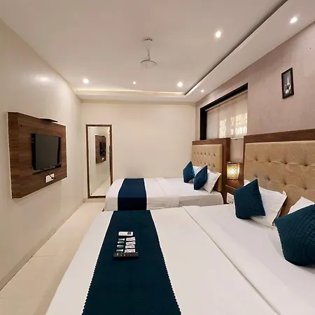 Amber Edition - Hotel Mumbai