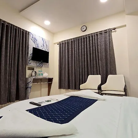 Hotel Smooth Checkin By Edition Blue - Mumbai