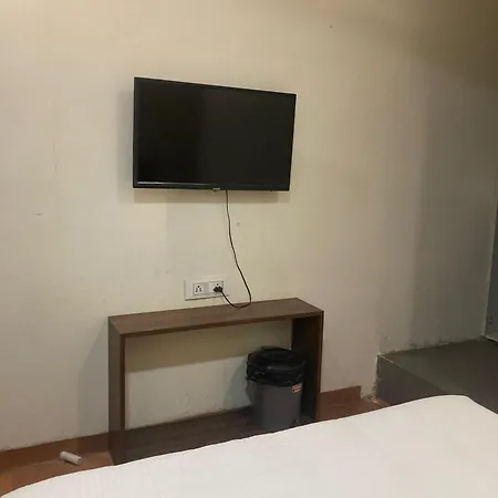 Hotel Grants Residency Colaba