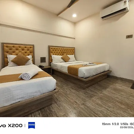 Fabhotel New Pride Hotel