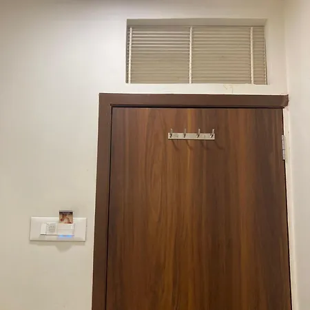 Hotel Classy Near T2 Airport Mumbai
