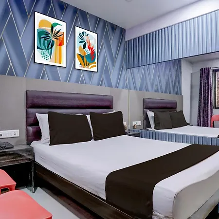 O Jayesh Hotel